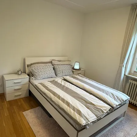 Homestay Private In Shared Apartment! *